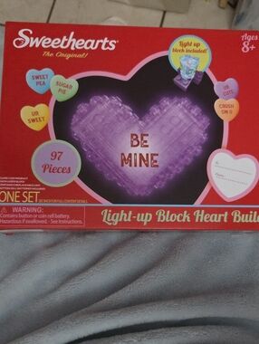 Sweethearts Light-Up Block Heart Builder - Purple NWOT